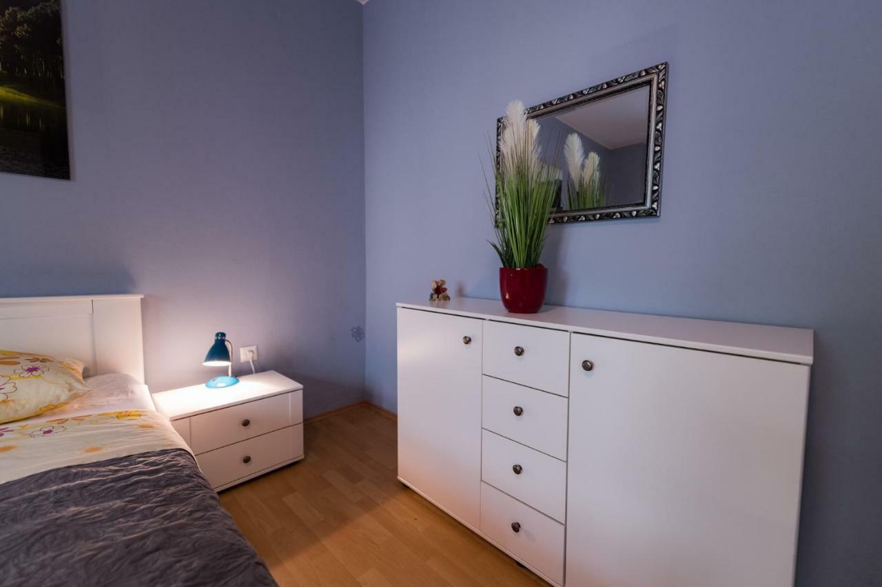 Apartments Mira Биоград-на-Мору Экстерьер фото
